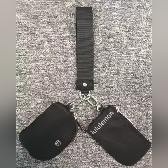 lululemon athletica Black Wristlet Bag - Picture 5 of 10